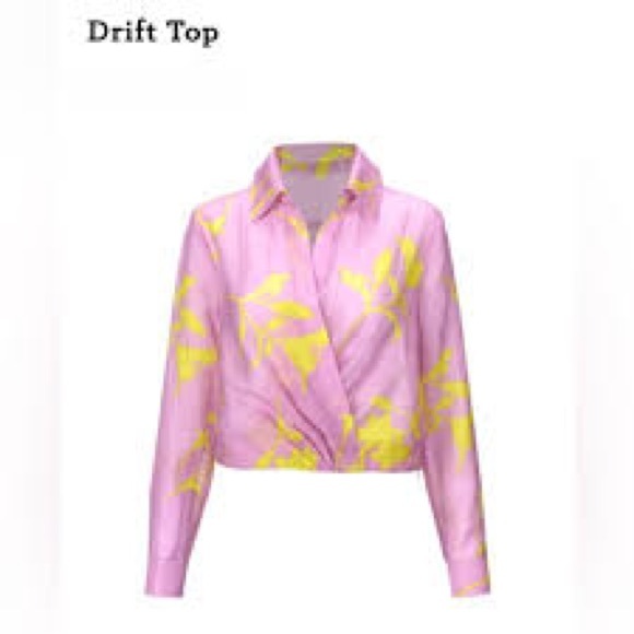 NWOT Cabi Drift Top - Picture 1 of 2